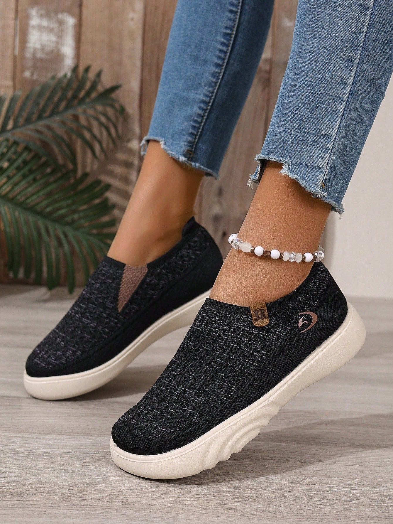 Women's Slip-On Walking Shoes – Comfortable Non-Slip Casual Loafers