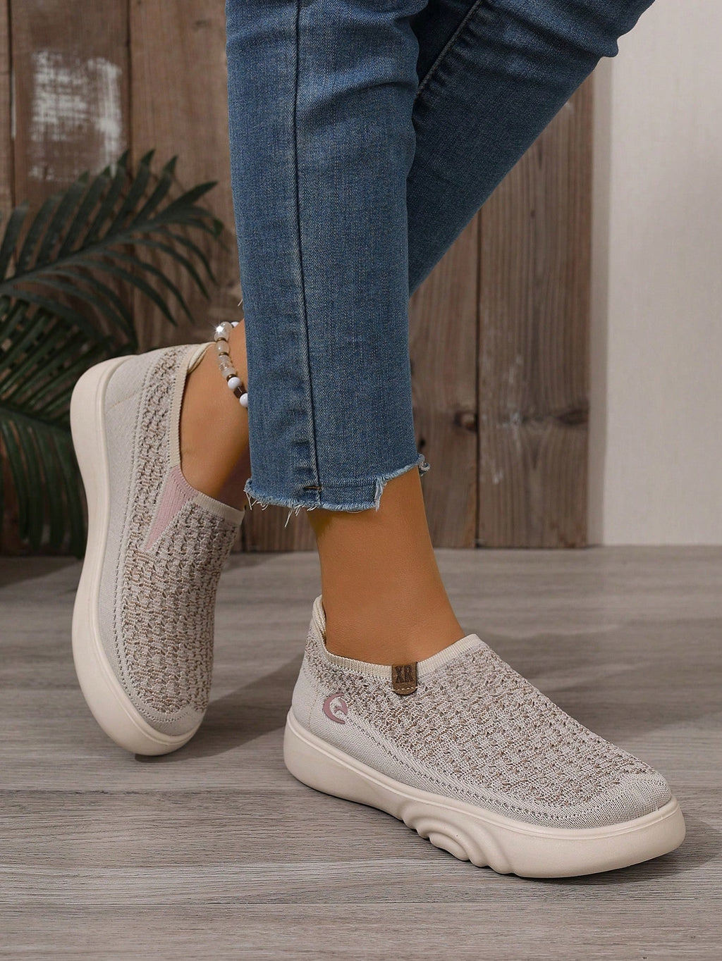 Women's Slip-On Walking Shoes – Comfortable Non-Slip Casual Loafers