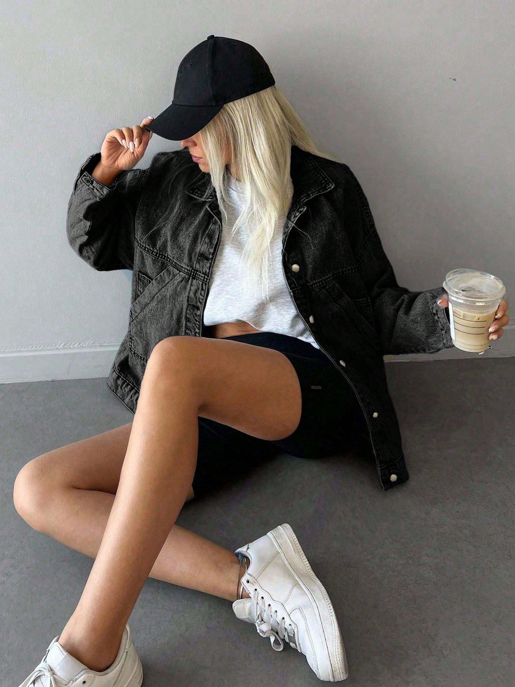Women's Oversized Denim Jacket – Casual Light Wash Button-Up Coat