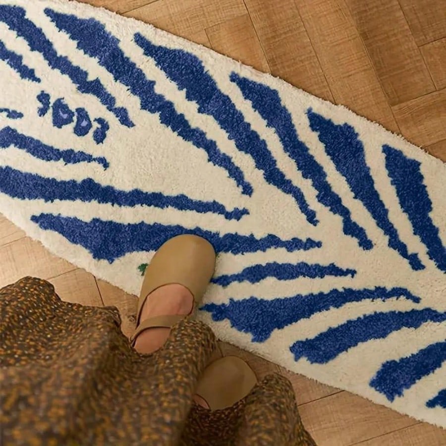 Surfboard Shaped Area Rug – Soft Non-Slip Decorative Carpet for Bedroom & Living Room